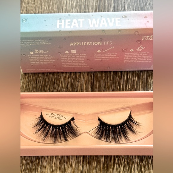 Glamnetic Heat Wave magnetic lashes - Picture 1 of 4